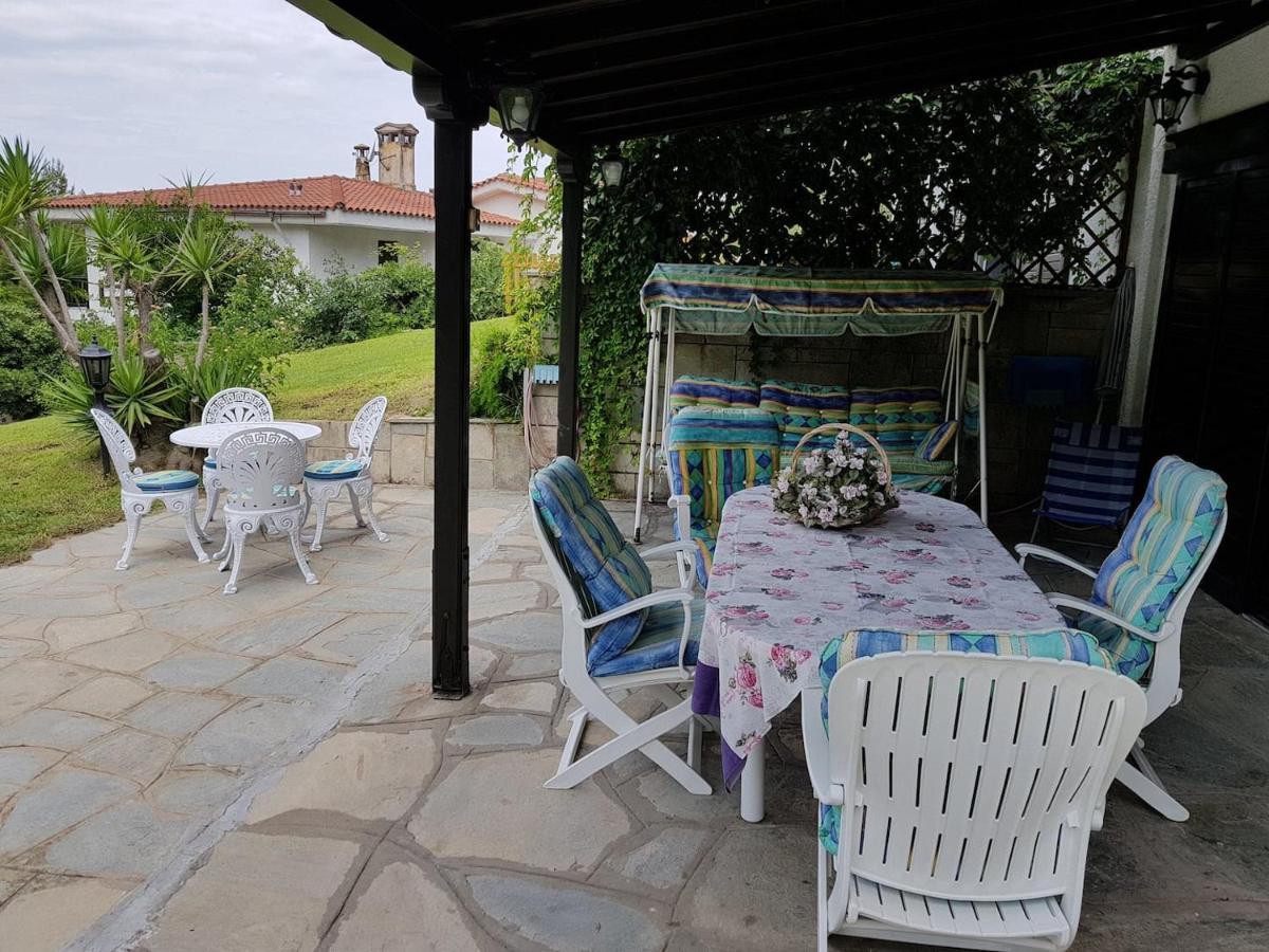 Beachfront Villa 100M From Sea For Up To 10 Guests Siviri Exterior photo