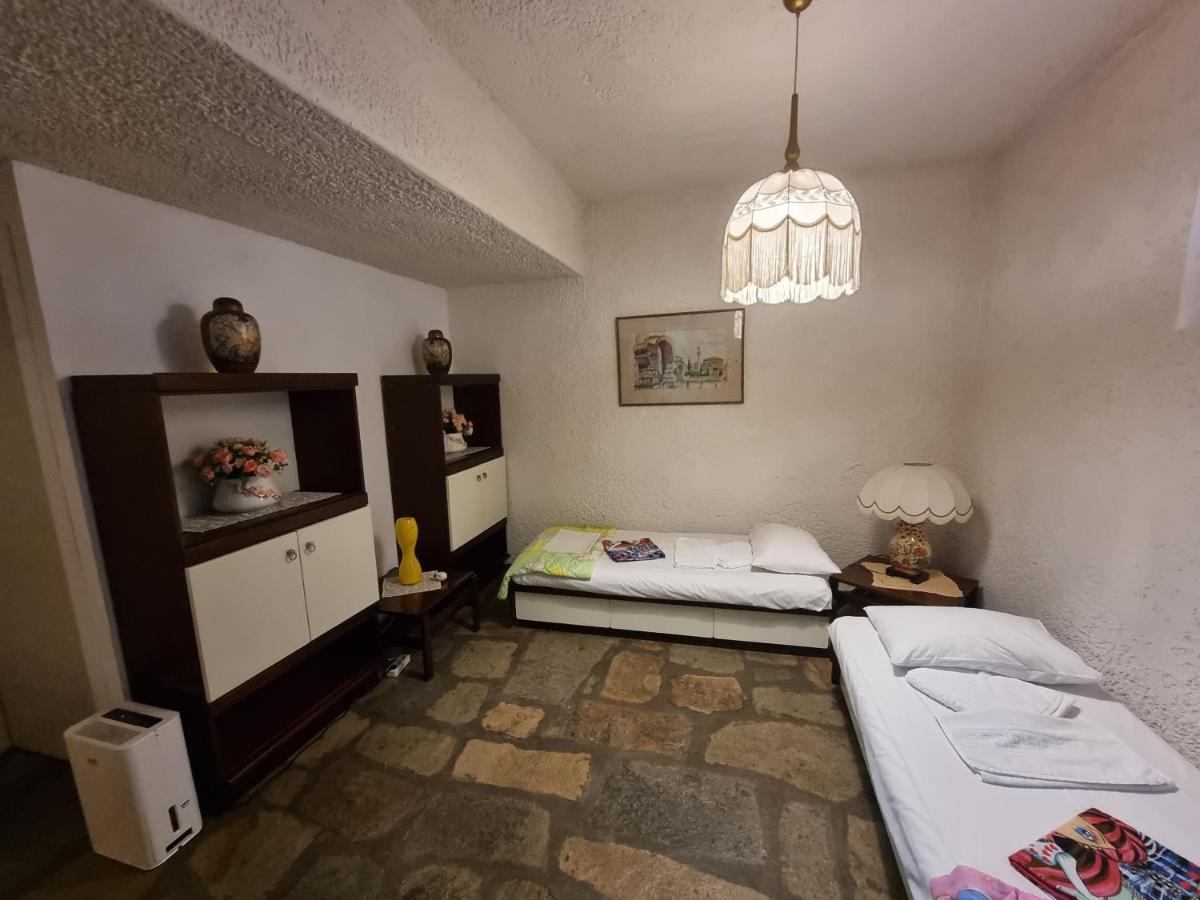 Beachfront Villa 100M From Sea For Up To 10 Guests Siviri Exterior photo